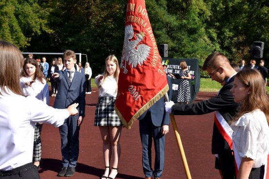 Rozpoczęcie nowego roku szkolnego w I LO w Ozorkowie.