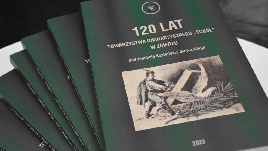Okładka jubileuszowej publikacji
