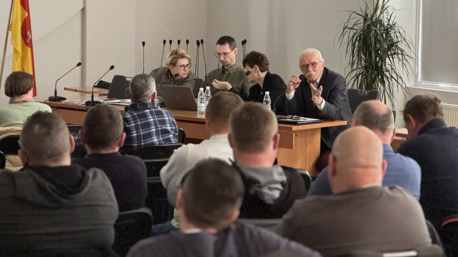 Szkody łowieckie pod lupą – rolnicy, myśliwi i prawnicy przy jednym stole